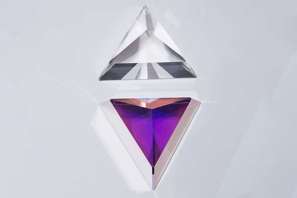 Die pyramidenförmigen Kristalle für 