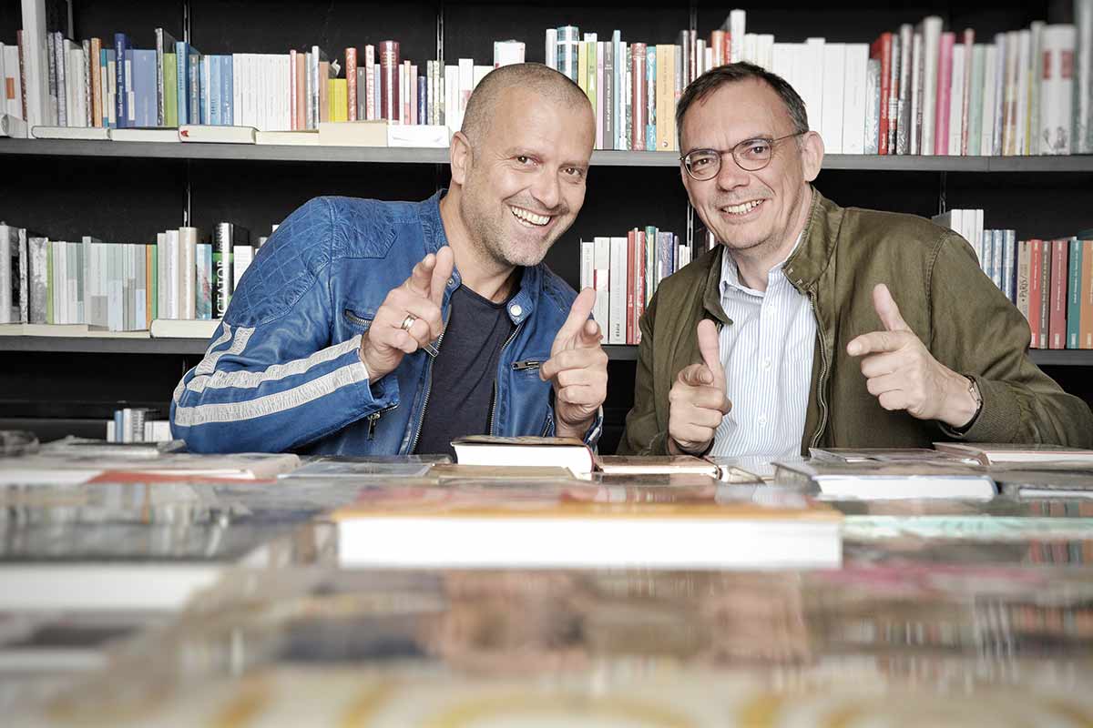 Die Initiatoren des Krimifestes Tirol Bernhard Aichner und Markus Hatzer. © Fotowerk Aichner